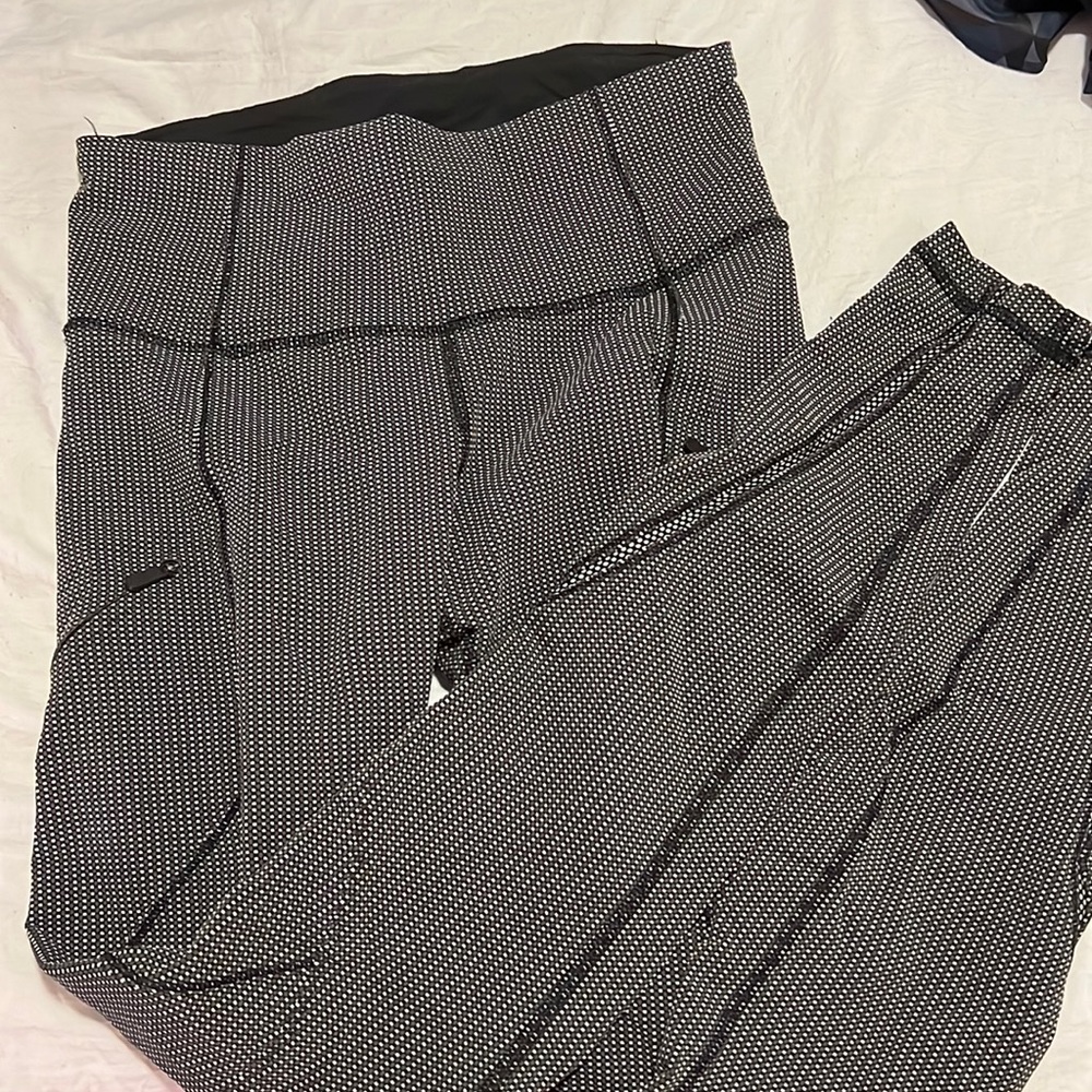 Lululemon leggings
